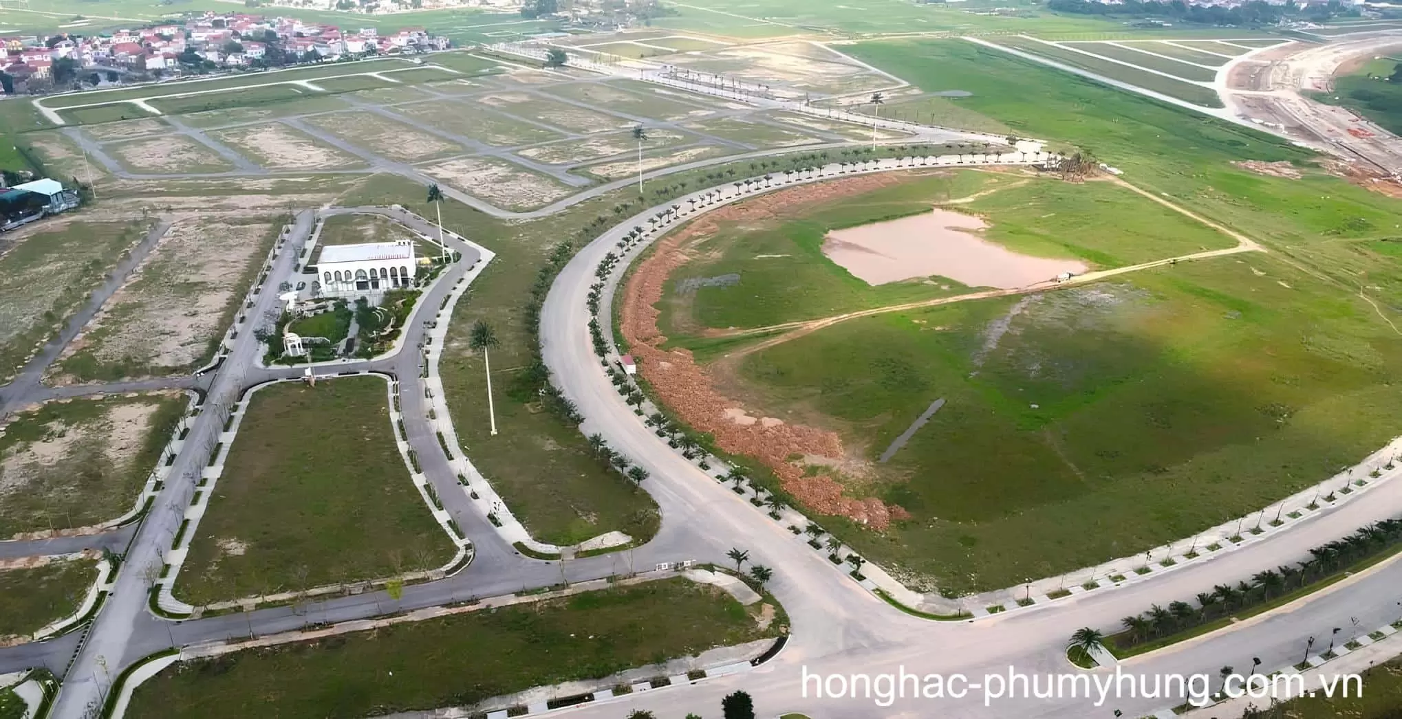 hong hac thuan thanh 2